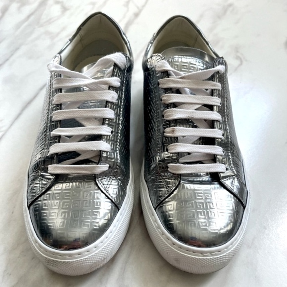 Givenchy Urban Street Monogram Sneakers